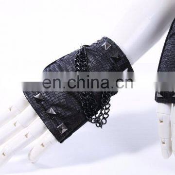 Gothic Short Fingerless Snakeskin Imitation Gloves photo-2