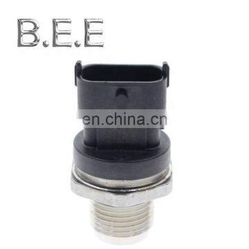 High Quality Oil Pressure Sensor 5297640 6754721212 0281006327 photo-4