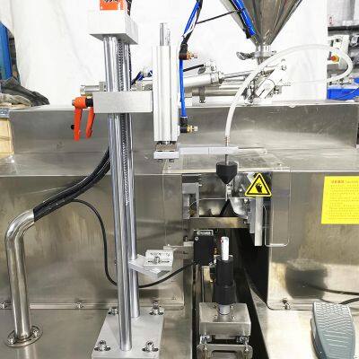 Manual Plastic Ultrasonic Tube Filling and Sealing Machine photo-3