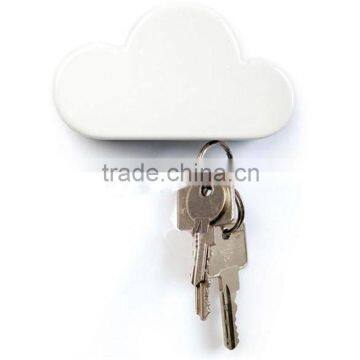 Useful 2016 New Arrival White Cloud Shape Magnetic Magnets Key Holder