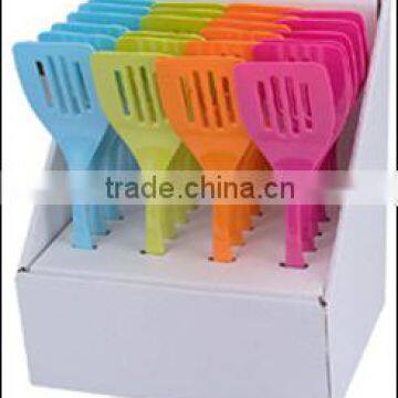 PDQ pack 100% melamine sloltted turner