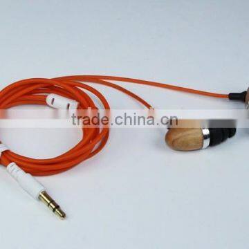 2014 cheap wired earphone and fancy popular earphone