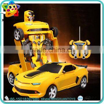 Newest kids gift 2.4G remote control car deformation robot toy for kids