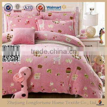 Manufactory wholesale home designs baby cribs sofa beds baby toys super single super soft pillow blanket
