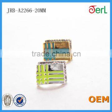 20mm Metal Sew on Button in White With Clear Crystals photo-6