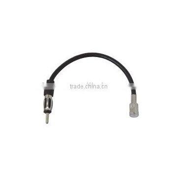 AUTO ANTENNA PLUG