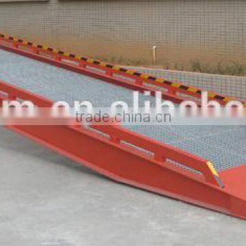 10T mobile hydraulic container loading yard ramp