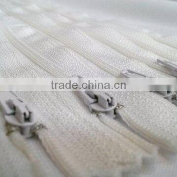 Nylon Zippers Coil Closed Bottom White zipper