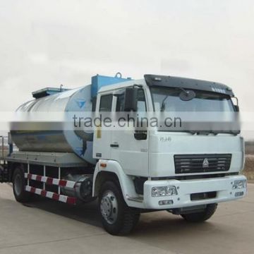 SINOTRUK Light Duty Bitumen Sprayer Truck 4.5cbm