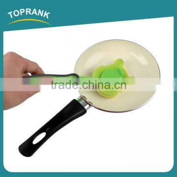 Toprank Top Selling Colorful Long Handle Cute Bear Shaped Kitchen Dish Washing Scouring Pad Soap Sponge Pad photo-4