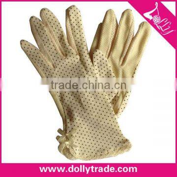 Fashion New Design Useful Lady Beige Cotton Gloves