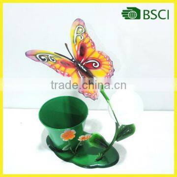 YS15088 Metal lovely butterfly planter with solar led garden light