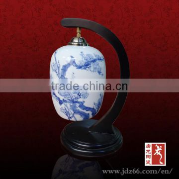 Made in China blue and white hand painting ceramic led stand lamp