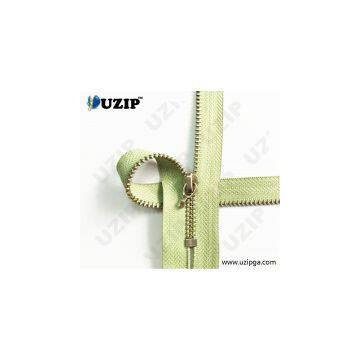 3# Tipical Pattern Copper Zipper Chain with Slider, Closed Ended