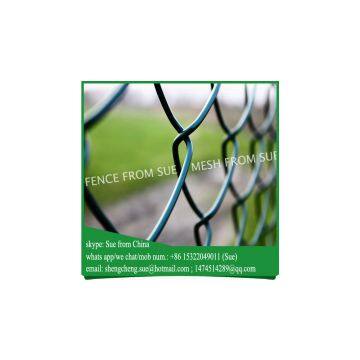 Green vinyl coated wire fencing For garden courtyard