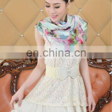 Fashion Digital Printing Square Silk Shawl