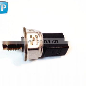 Fuel Rail Pressure Sensor for H-yundai K-ia OEM 55PP07-02 9307Z512A