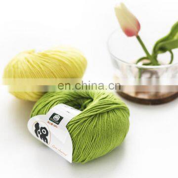 China Hot Sale 32s 50g High Quality 100% Cotton Yarn photo-2