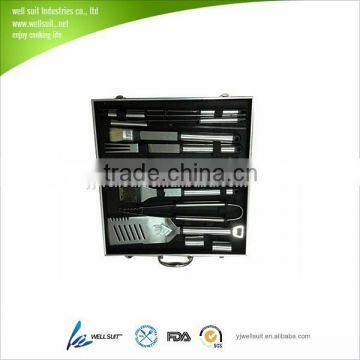 Hot sale good quality portable bbq set