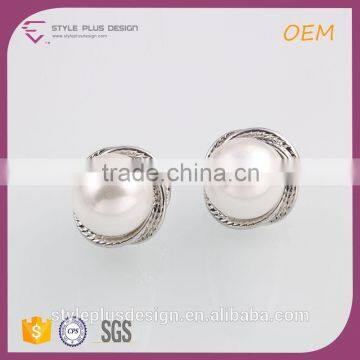 E78084K01 Bali Jewelry Fancy Top Design Earring Designer White Plastic Stud Earrings From Pearl Updated Collection