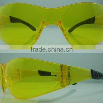 Protective_Eyewear