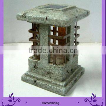 solar power resin stone light for garden decor