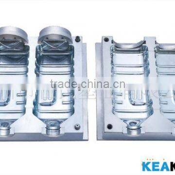 Plastic bottle mould