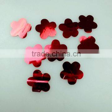 Red foil flowers confetti