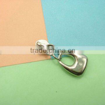 simple style low price metal zipper slider z-016