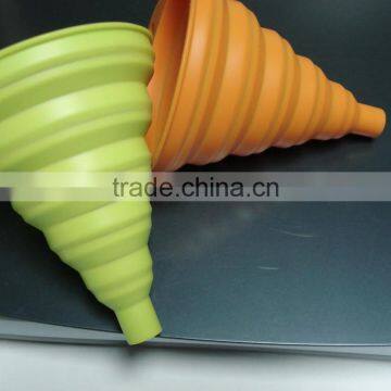 Silicone Foldable Funnel photo-3