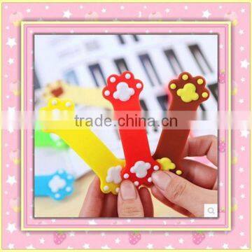 Cute claw silicone phone holder