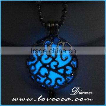 Best Gift Luminous Pendant Necklace Hollow Floating Glow in the Dark Luminous Necklace Locket photo-4