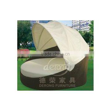 rattan outdoor sun lounge