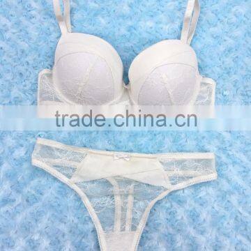 Women Fashion Design Fancy Lace Sexy Bra and Panty Set photo-5