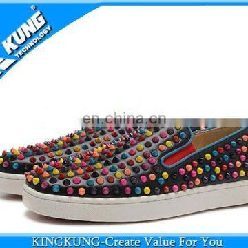 Black causal shoe with coloful rivet for sale