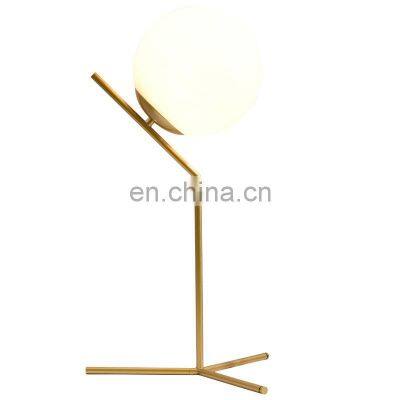 Classical European Hotel Bedside Table Lamp Round Golden Metal Base Table Lamp