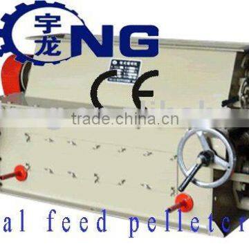 efficient animal feed pellet crusher