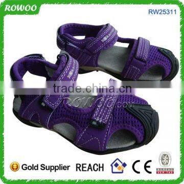 Good quality Summer children beach sandal with closed toe