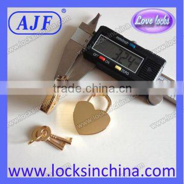 New Brand Golden Love Padlock for Valentines Promotion photo-5
