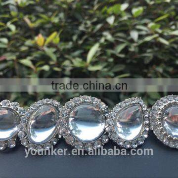 2016 hot sale new style rhinestone acrylic plastic button sewing retail&wholesale flower center
