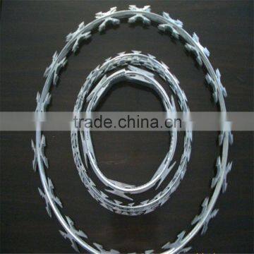 High Quality Single Coil BTO-22 Galvanized Razor Barbed Wire