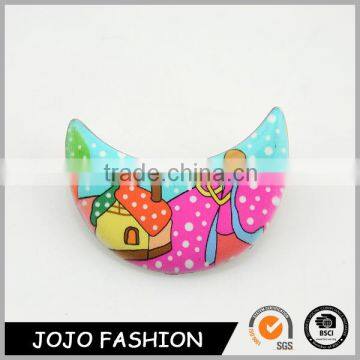 Wholesale china fashion alloy pink moon brooch pin for girl                        
                                                                                Supplier's Choice