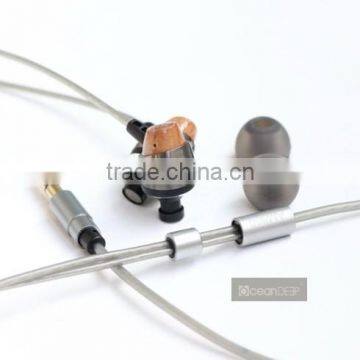 new 2014 fashion accessory metal earphone for apple earphones