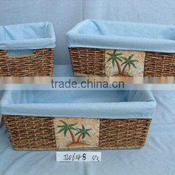 seagrass basket with fabric lined,for fruit,bread,as a housing storage.