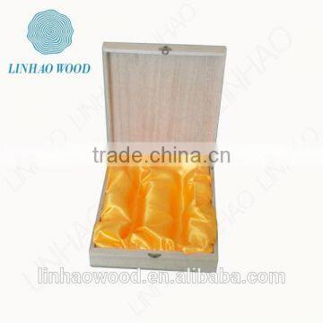 Exquisite Flip-open cover wooden wine box with simple disign