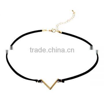 New Fashion Black Velvet Suede Choker Necklace V-shaped Gold Plated Connector 35.5cm Long photo-3