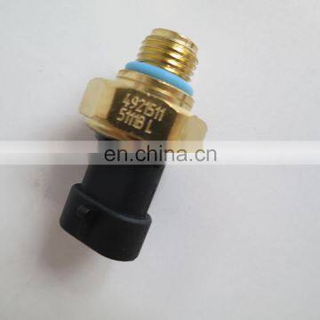 dongfeng ISC8.3 QSC8.3 Oil pressure sensor 4921511 6CT engine sensor