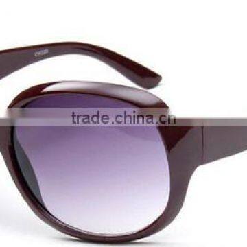 High Quality PC Cheap Bulk Buy Women Classic Round Sunglasses photo-2