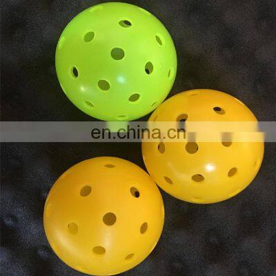 USAPA Outdoor Rigid Seamless Pickleball Balls Outdoors X-40