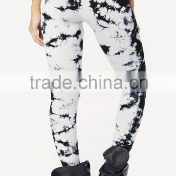 Autumn Ladies Black and White Tie Dye Slim Tight Legging for Women photo-4